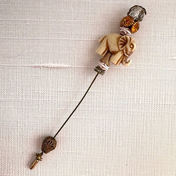 Carved Bone Elephant Hat Pin Amber Rhinestone Accent - Picture 10 of 15
